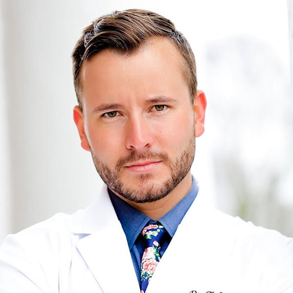 photo of dentist Dr. Tyler Tran